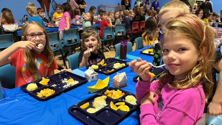 Students eating School Lunch Association meals at Anthony Paddon Elementary